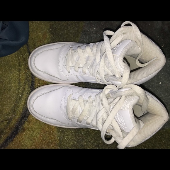 nike ebernon mid sneakers